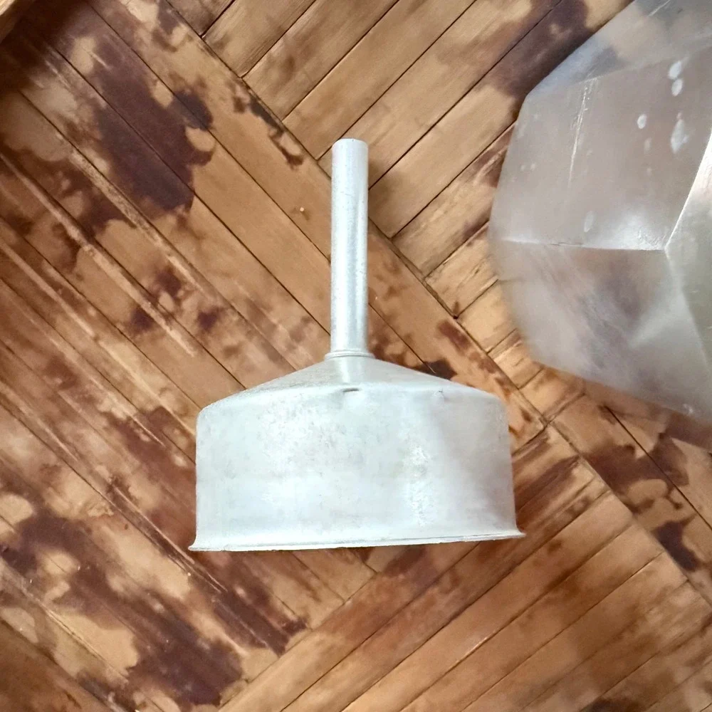 Unbranded classic stovetop